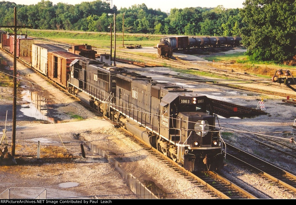 Southbound manifest eases into the yard